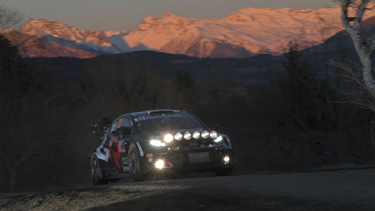 Úvodní den Rallye Monte Carlo ovládl vicemistr světa Evans