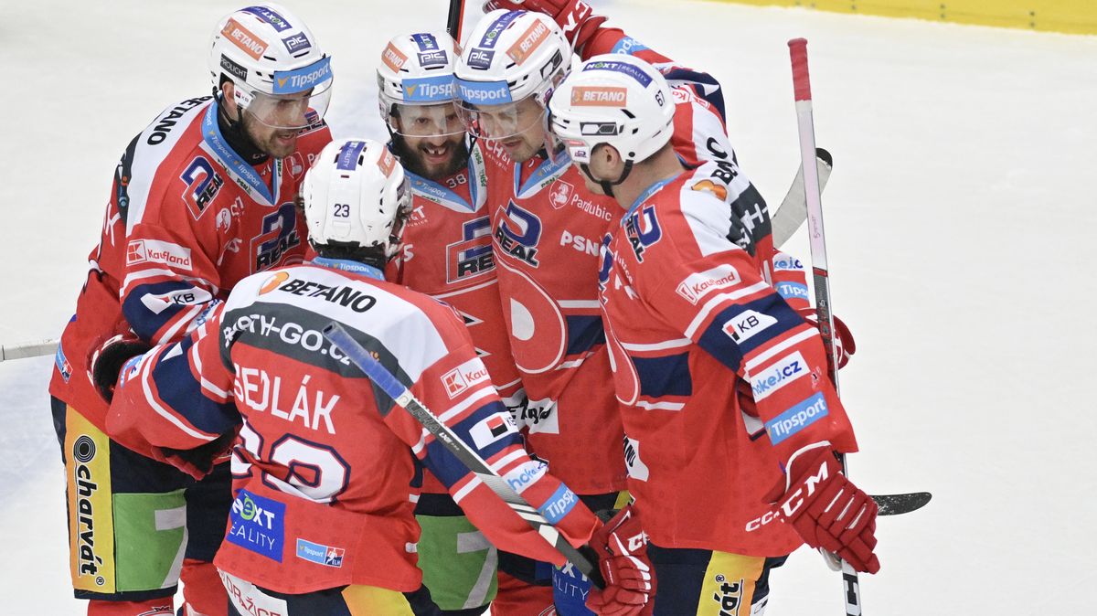 Pardubice můžou sesadit Spartu z prvního místa. Vyzrají na Kometu?