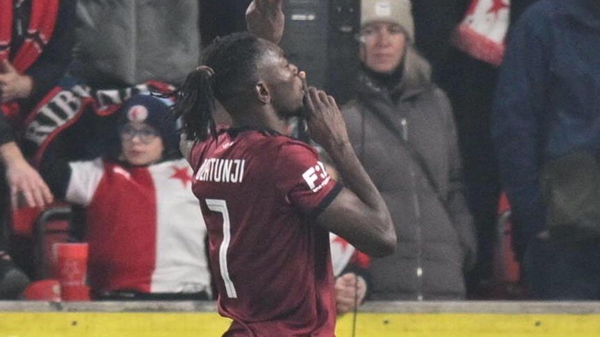 Tohle derby vyhrál tým, řekl sparťanský hrdina po velkém obratu v Edenu