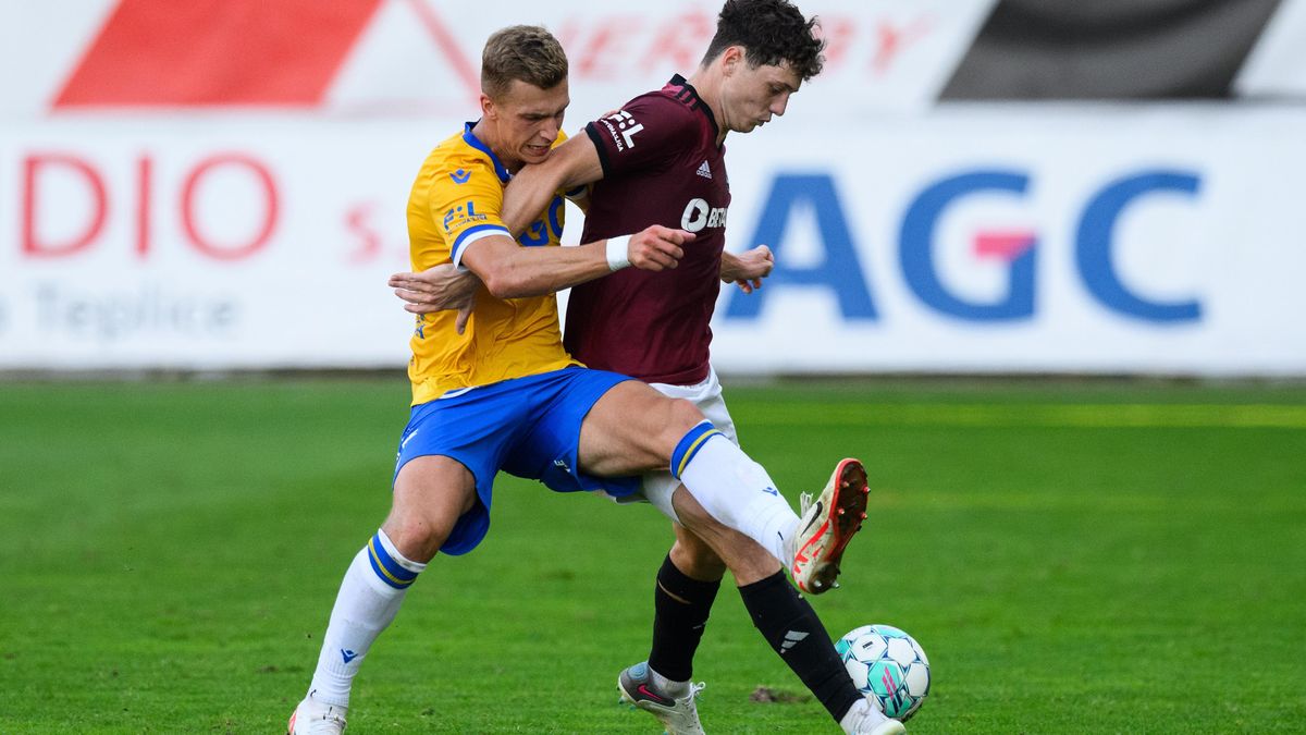 Fila do Plzně nebo Sparty? Ne. Slavia s ním od léta počítá