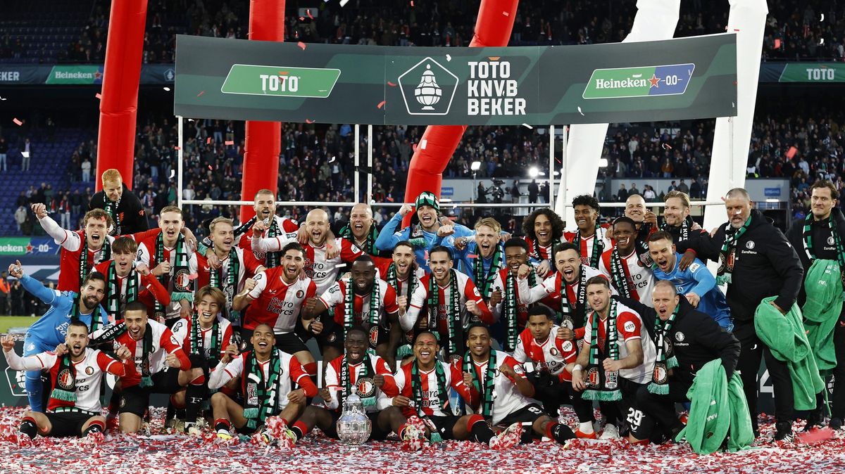 Lingr sledoval vítězství Feyenoordu ve finále Nizozemského poháru z lavičky