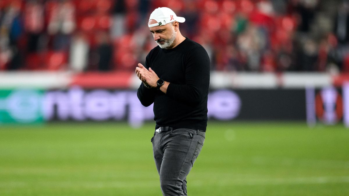 Úspěch je nutný, ale cpe se omladina. Trpišovský o Slavii i svém velkém snu