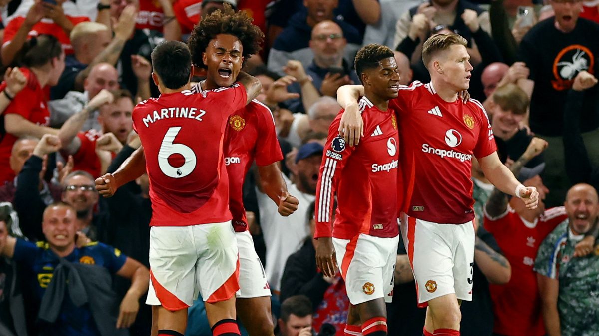 Manchester United začal vítězně