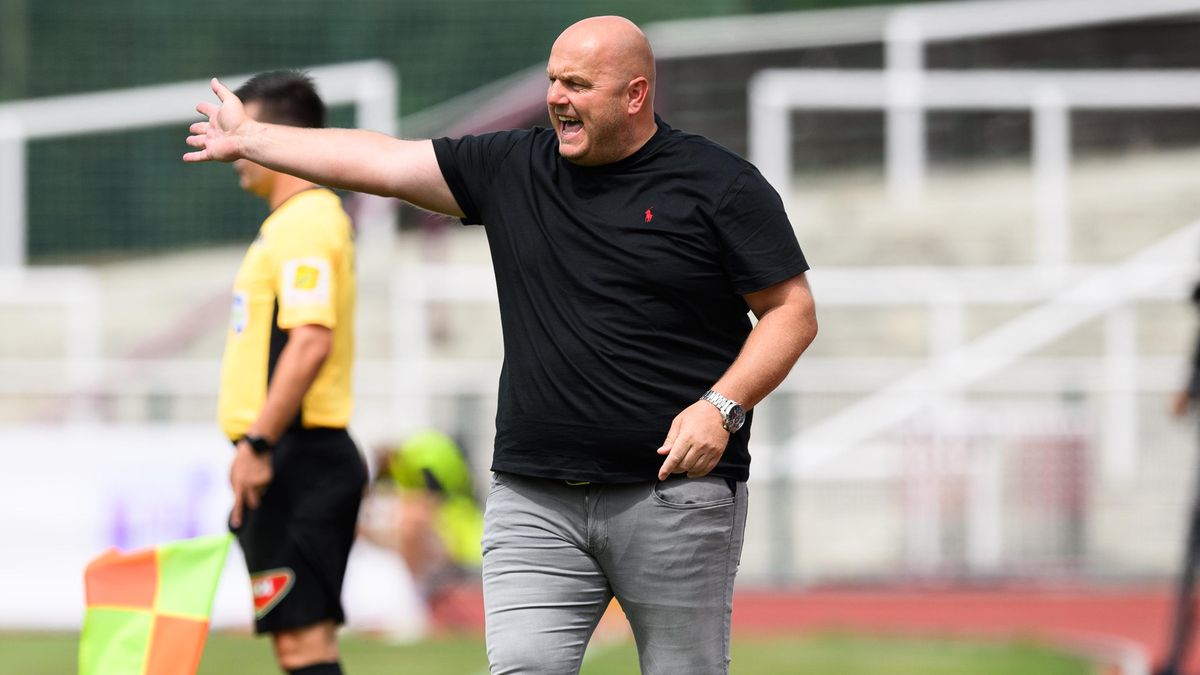 Nezasloužili jsme si prohrát, štvalo Veselého. Bohemians otevřeli staré rány