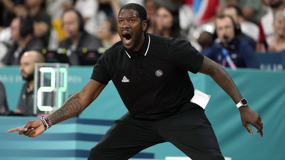 To je výsměch! Vysvětlete to, zuří po vyřazení z OH kouč basketbalistů Jižního Súdánu