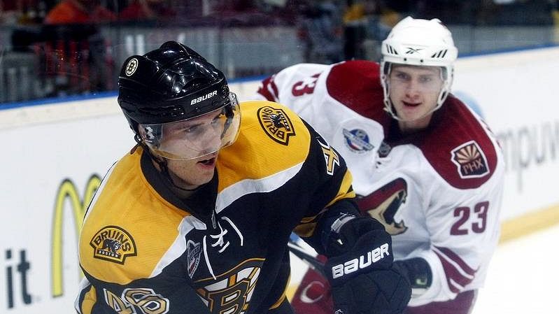 Švédský obránce Ekman-Larsson podepsal v NHL roční kontrakt s Floridou