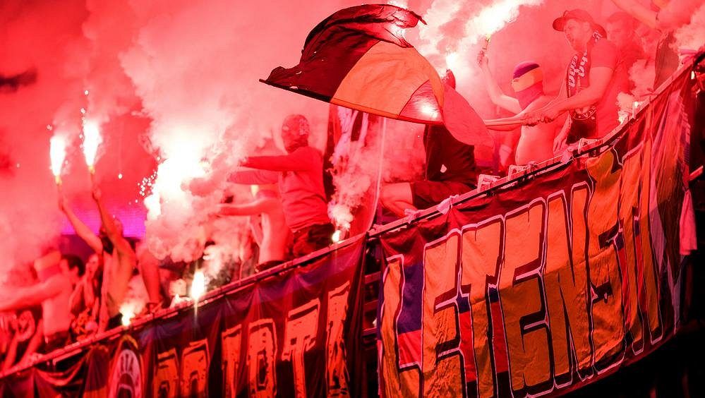 Zákaz vstupu? Sparta nabízí problémovým fanouškům ozdravný program