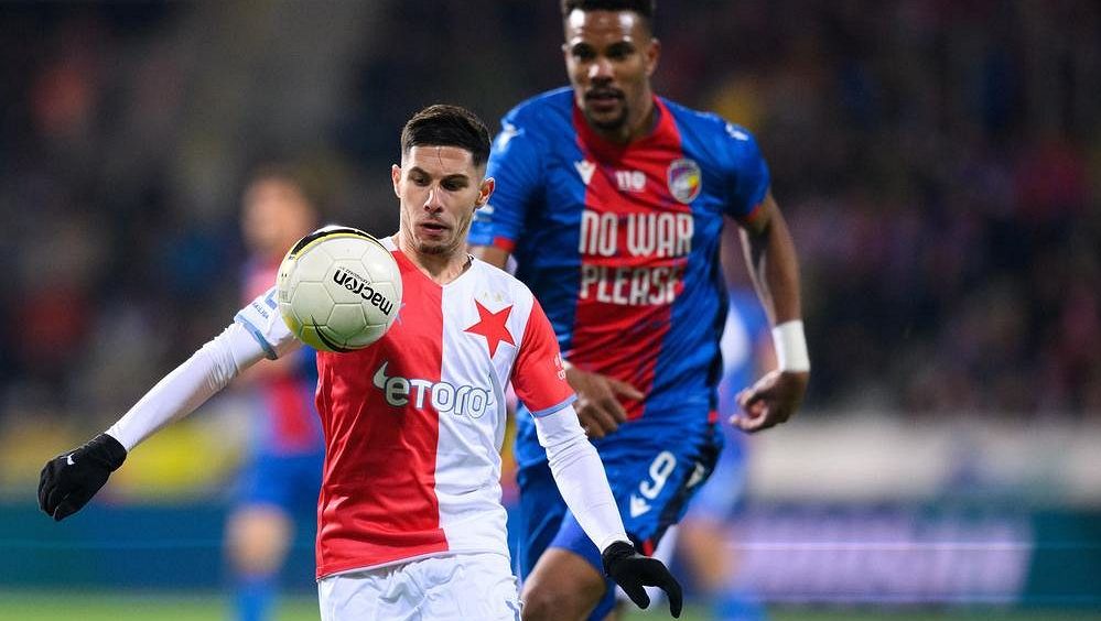 Návrat proklínaného Srba? O bývalého hráče Sparty a Slavie se zajímá Baník