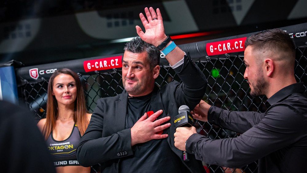 Fenin má soupeře do klece! Bývalý nadějný hráč musí shodit 56 kilogramů
