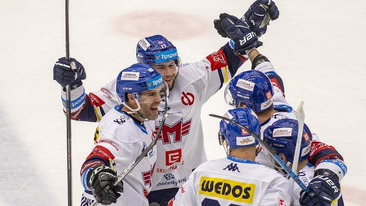 Přiznání českého reprezentanta. Doma bylo embargo na hokej, směje se gólman