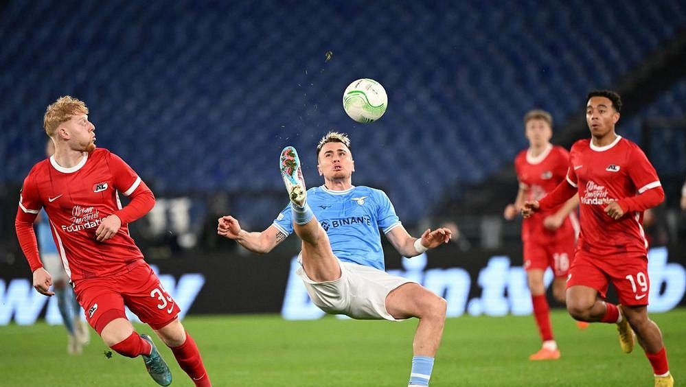 Rána pro Lazio, v úvodním utkání osmifinále Konferenční ligy nestačilo na Alkmaar