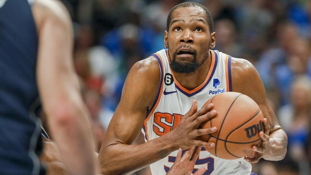 Phoenix potvrdil, že kanonýr NBA Durant bude na marodce nejméně tři týdny