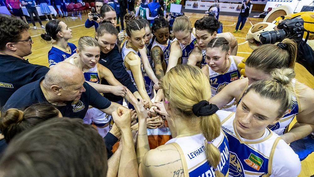 Basketbalistky Chomutova vyhrály evropskou ligu EWBL