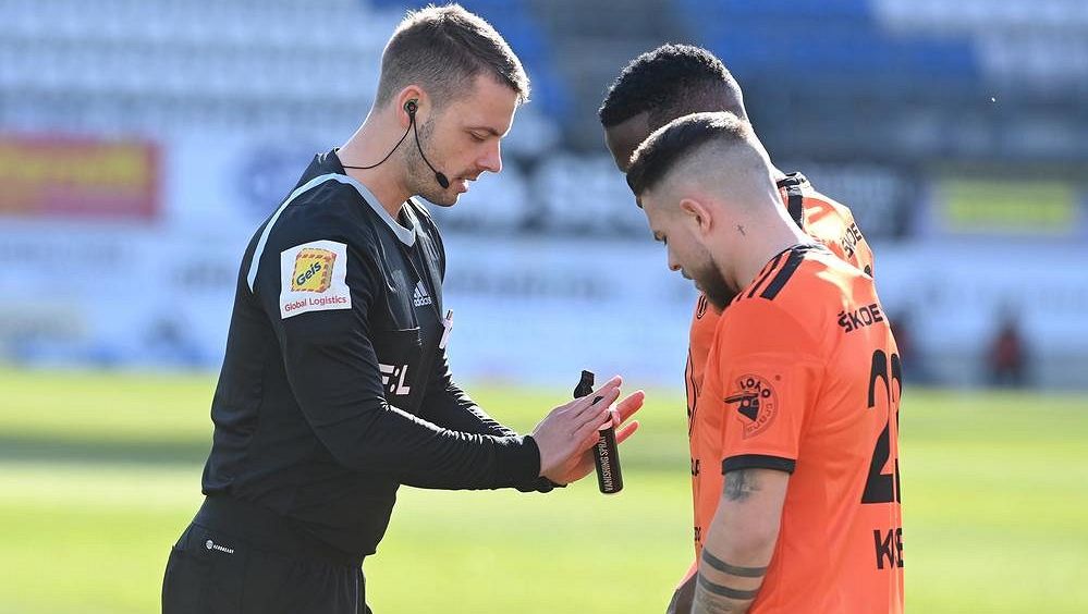 Macík se vrátil v blbou dobu pro nás, posteskl si Hoftych