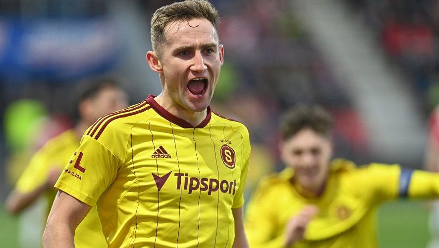 Sparta vyhrála v Pardubicích a tabulku vede o dva body před Slavií