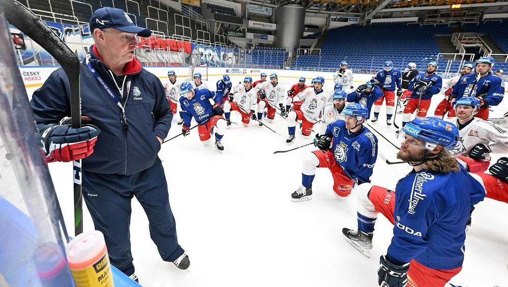 Červenka a Jiříček s reprezentací netrénovali, v týmu končí Zámorský. Připojil se Vejmelka i Knot