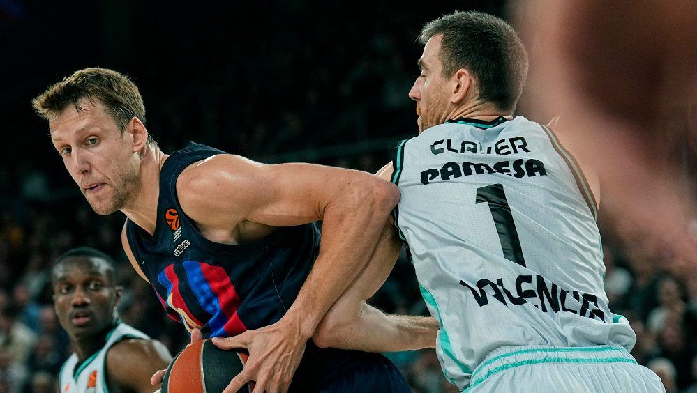 Barcelona v Eurolize porazila Valencii i díky 13 bodům Veselého, čeká ji Žalgiris