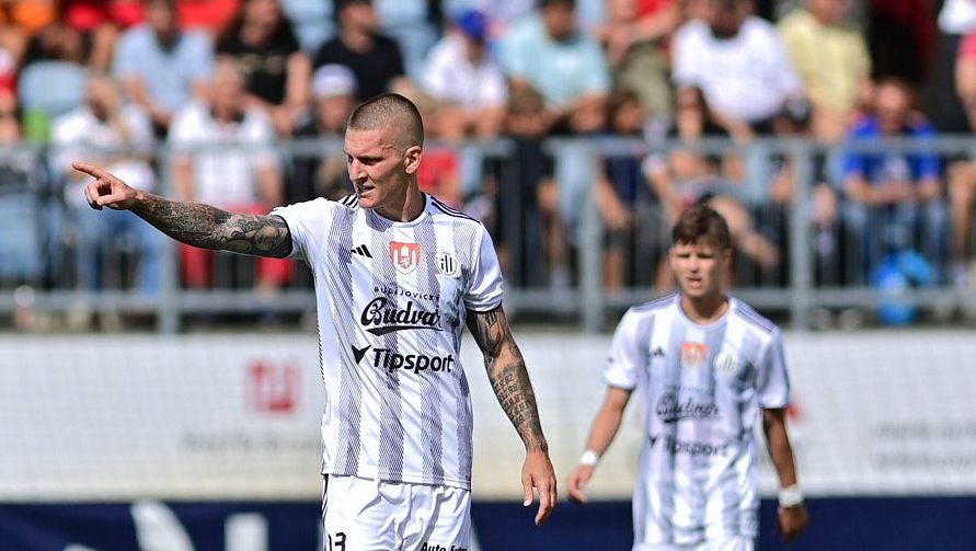 Penalta na Admiře? Tohle už nechceme nikdy zažít, vzkazuje Podroužek. Pražský klub se Dynamu omluvil