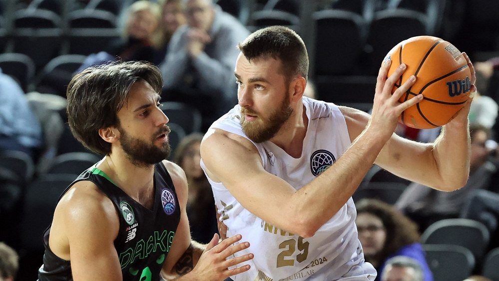 Basketbalista Jelínek bude pokračovat ve španělské Murcii