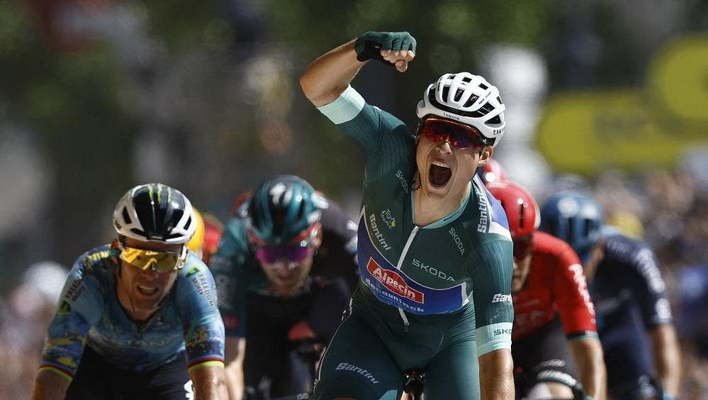 Kolik si vydělají cyklisté za tři týdny dřiny na Tour? Vede Alpecin, zklamání Vlčí smečky