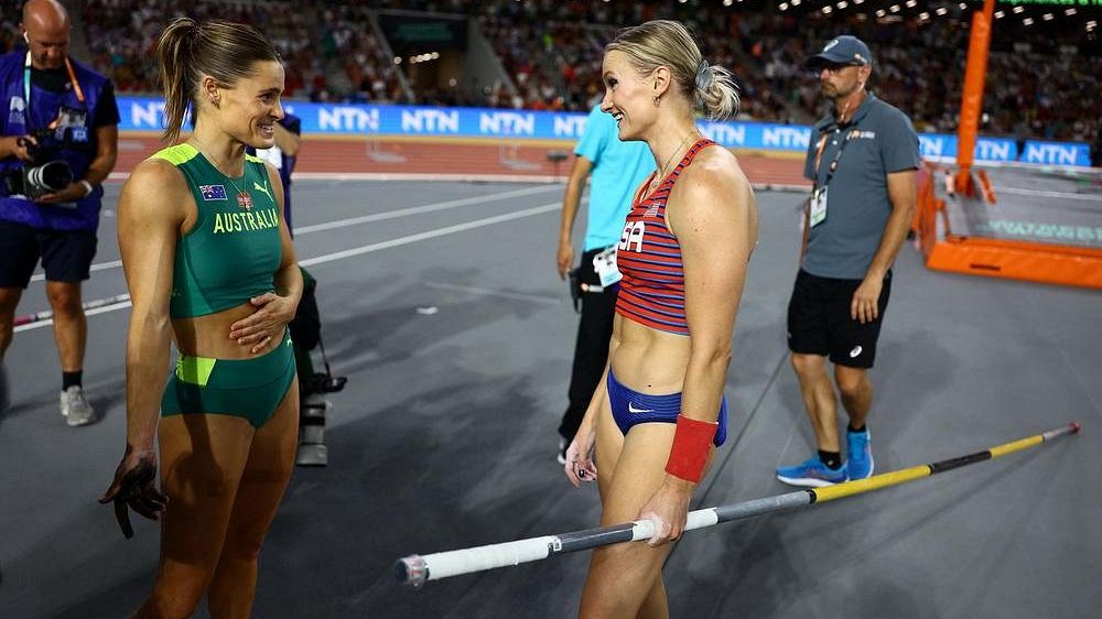 Dojemné gesto, nebo pravidlo proti podstatě sportu? Dohoda tyčkařek rozděluje
