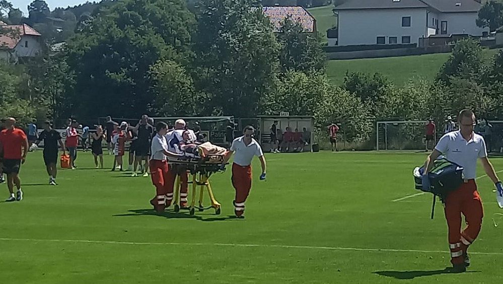 Další divoký zápas Slavie. Plavšič na nosítkách, Masopust skóroval dělovkou z půlky