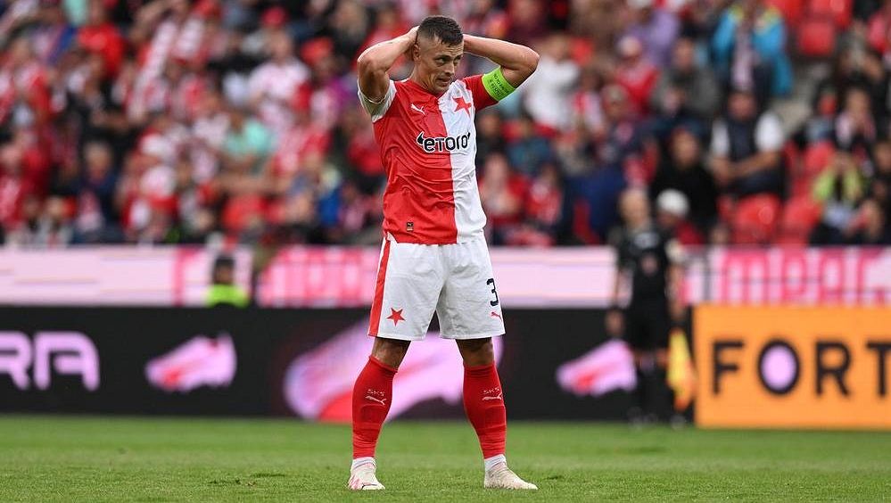 Slavia si musí poradit s absencí Holeše. Chybět bude, ale kvůli tomu neprohraje, míní expert