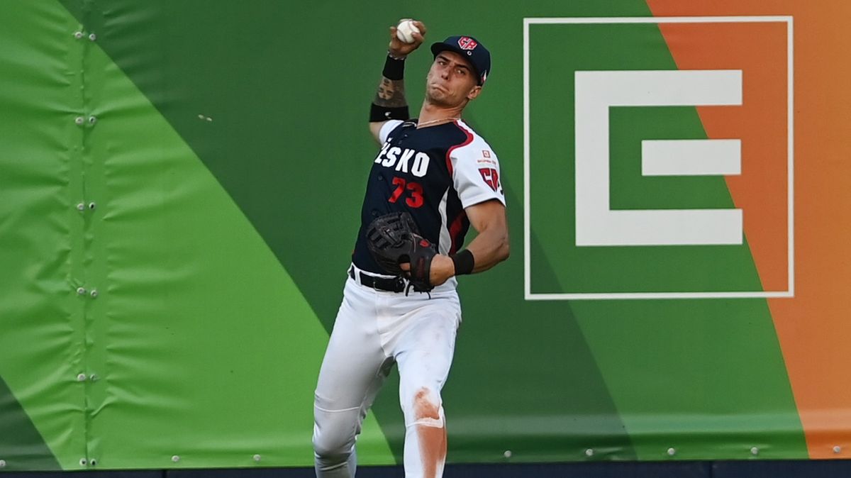 Baseballista Chlup podepsal v Japonsku roční smlouvu s Jomiuri Giants