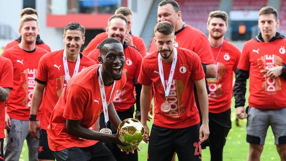 Bývalá hvězda Slavie má namířeno do Rangers
