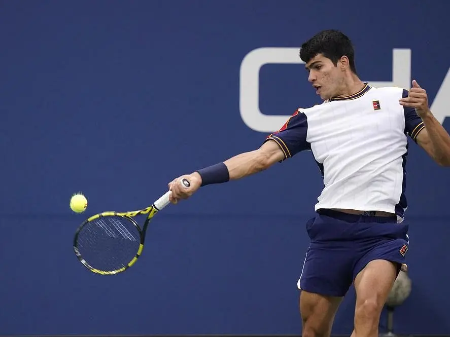 Španěl Alcaraz se stal nejmladším čtvrtfinalistou US Open od ...