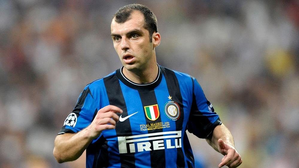 Rekordman Severní Makedonie Pandev ukončil v 39 letech fotbalovou kariéru