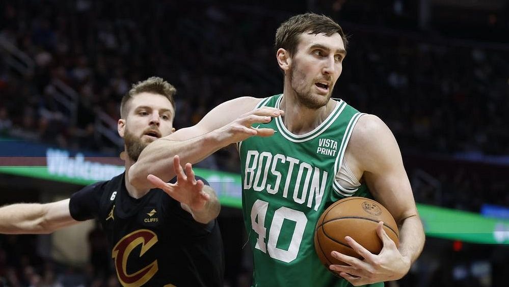 Boston potřetí za sebou prohrál, Philadelphia zvládla přestřelku s Indianou
