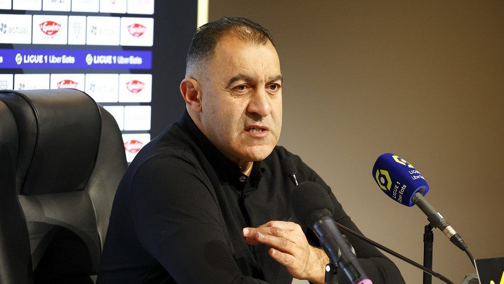 U fotbalistů Angers skončil po sexistické poznámce trenér Bouhazama
