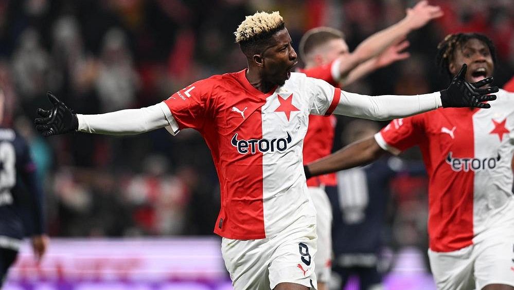Plzeňský kolaps v Edenu, Viktoria ve šlágru prohrála