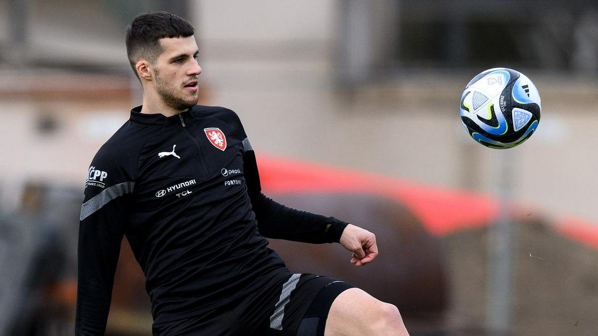Jurásek by rád do základu, těší se na souboj se superhvězdou