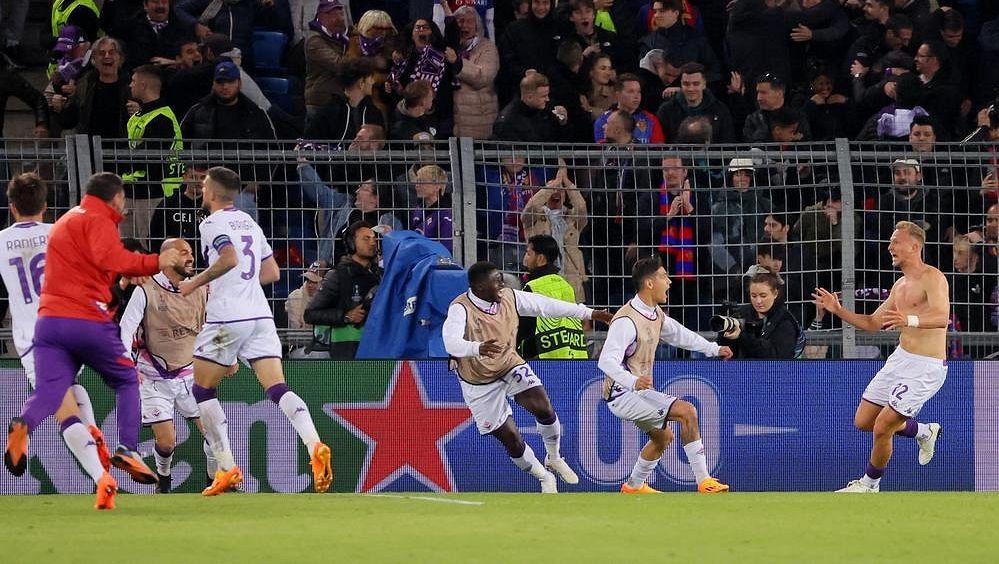Česká paráda. Sešívané finále v Edenu zařídil infarktový závěr v režii Baráka i poctivý Souček