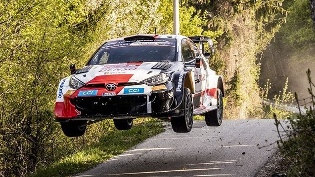 Chorvatskou rallye vyhrál Evans, zvítězil poprvé po 18 měsících