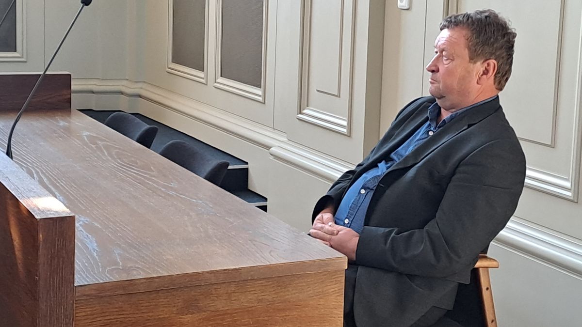 V korupční kauze bývalého nejvlivnějšího muže českého fotbalu Berbra padl první trest. Delegát přiznal svou vinu