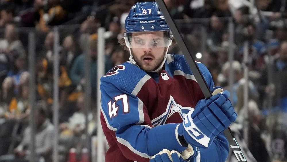 Hokejistu NHL zatkla policie a klub s ním rozvázal smlouvu