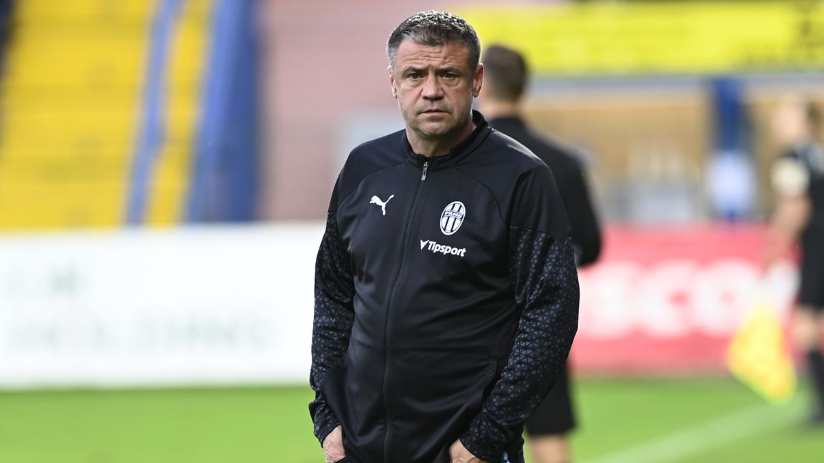 O pauze jsem na hráče brutálně řval, přiznal Kulič po šílené přestřelce ve Zlíně