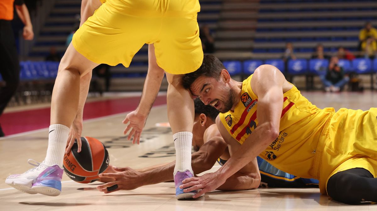 Barcelona v Evropské lize těsně zdolala Maccabi, Satoranský dal pět bodů