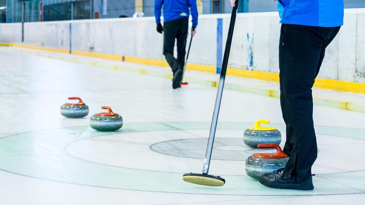Evropské tituly v curlingu mají Skotové a Švýcarky