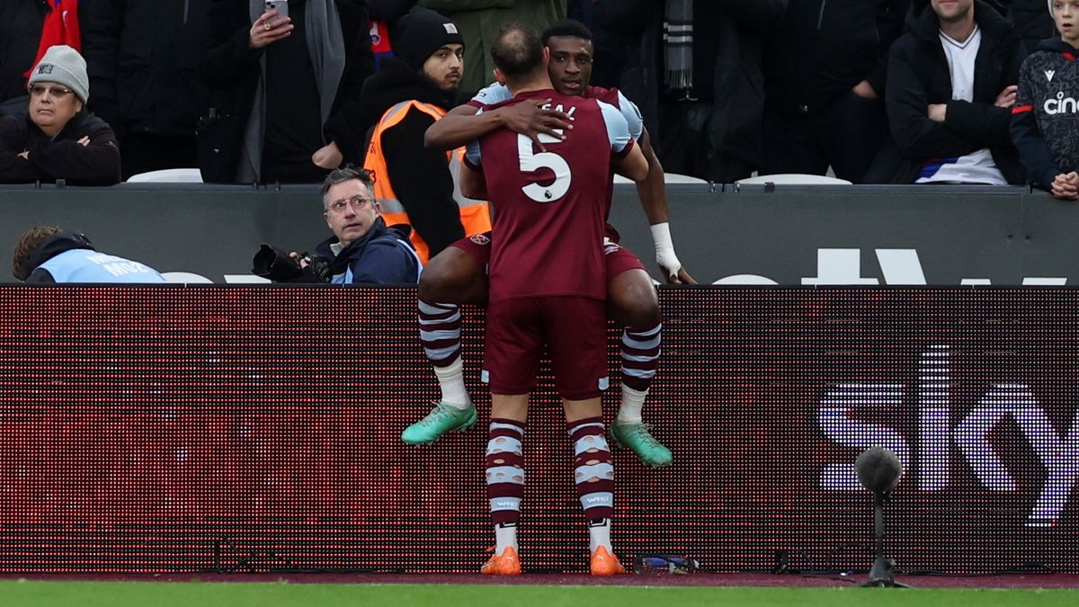 Coufal pátou asistencí přispěl k remíze West Hamu s Crystal Palace