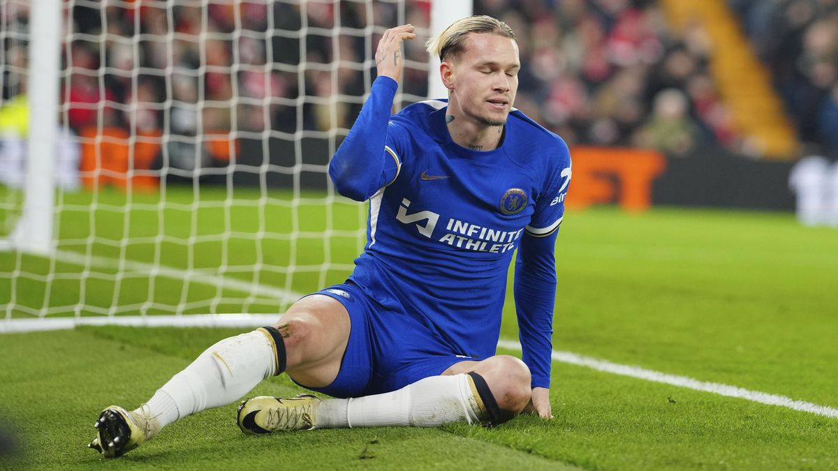 Co se s tebou děje? ptal se fanoušek miliardové posily Chelsea. Ukrajinec ho vyzval na souboj