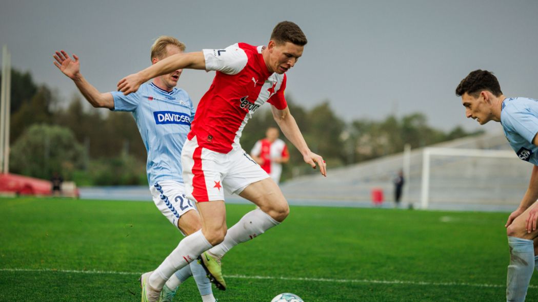 Čtyři góly, premiéra dvou posil a Makedonec v hledáčku. Hlavní je výhra, řekl slávista Provod