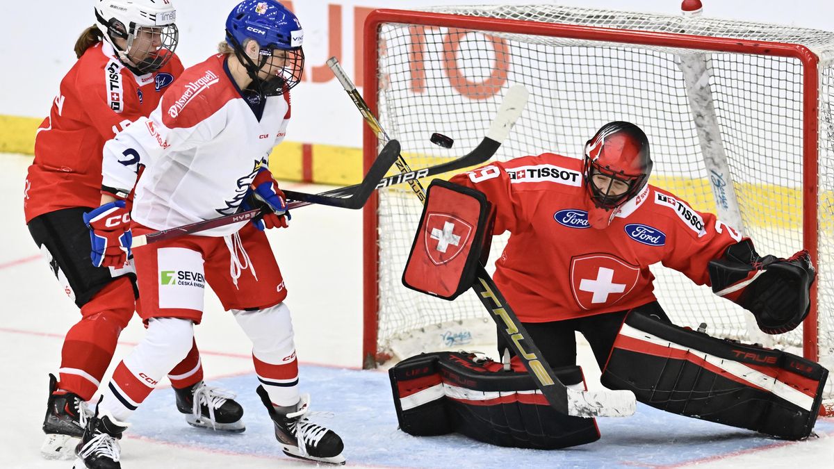 Měla jsem trenéry, kteří mě zesměšňovali, říká hokejová reprezentantka