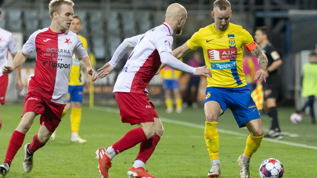 My je známe z televize, oni nás vůbec, hledal s úsměvem šance Opavy proti Spartě kapitán Janoščín
