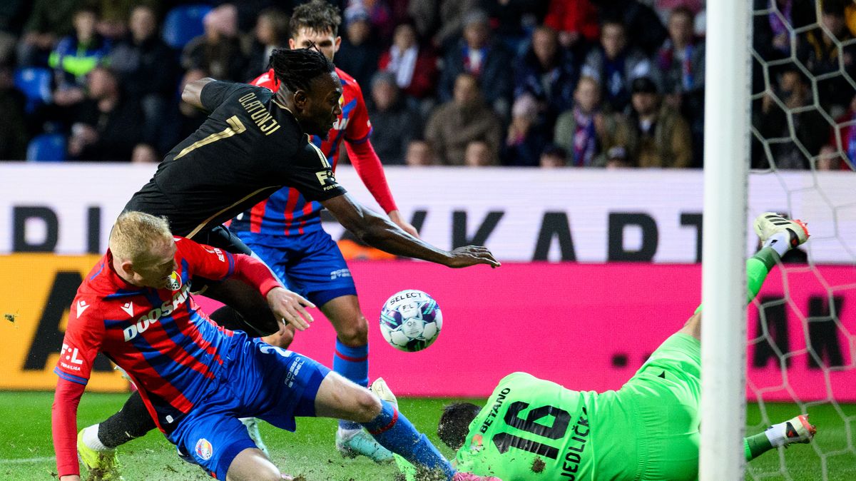Nedostupné finále MOL Cupu. Lehce přes tři tisíce lístků pro Plzeň i Spartu , zbytek FAČR