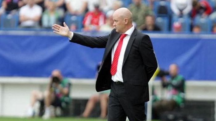 Mluvil jsem s Brabcem, k jednání však nedošlo, říká Hašek. Šilhavému drží palce