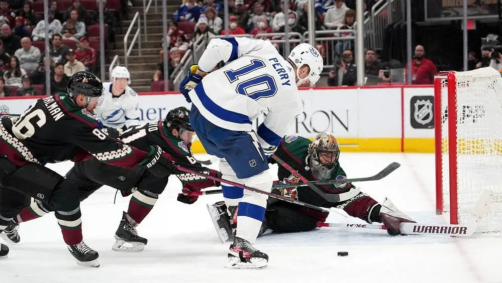 аризона нхл. кирилл капризов миннесота 2021. чемпионат нхл. малкин 2023. нхл – аризона койотис.